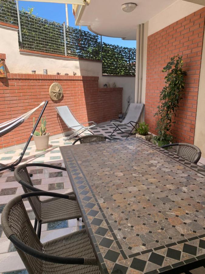 Villa Torrevarata Vacanze Santa Teresa Di Riva Exterior foto